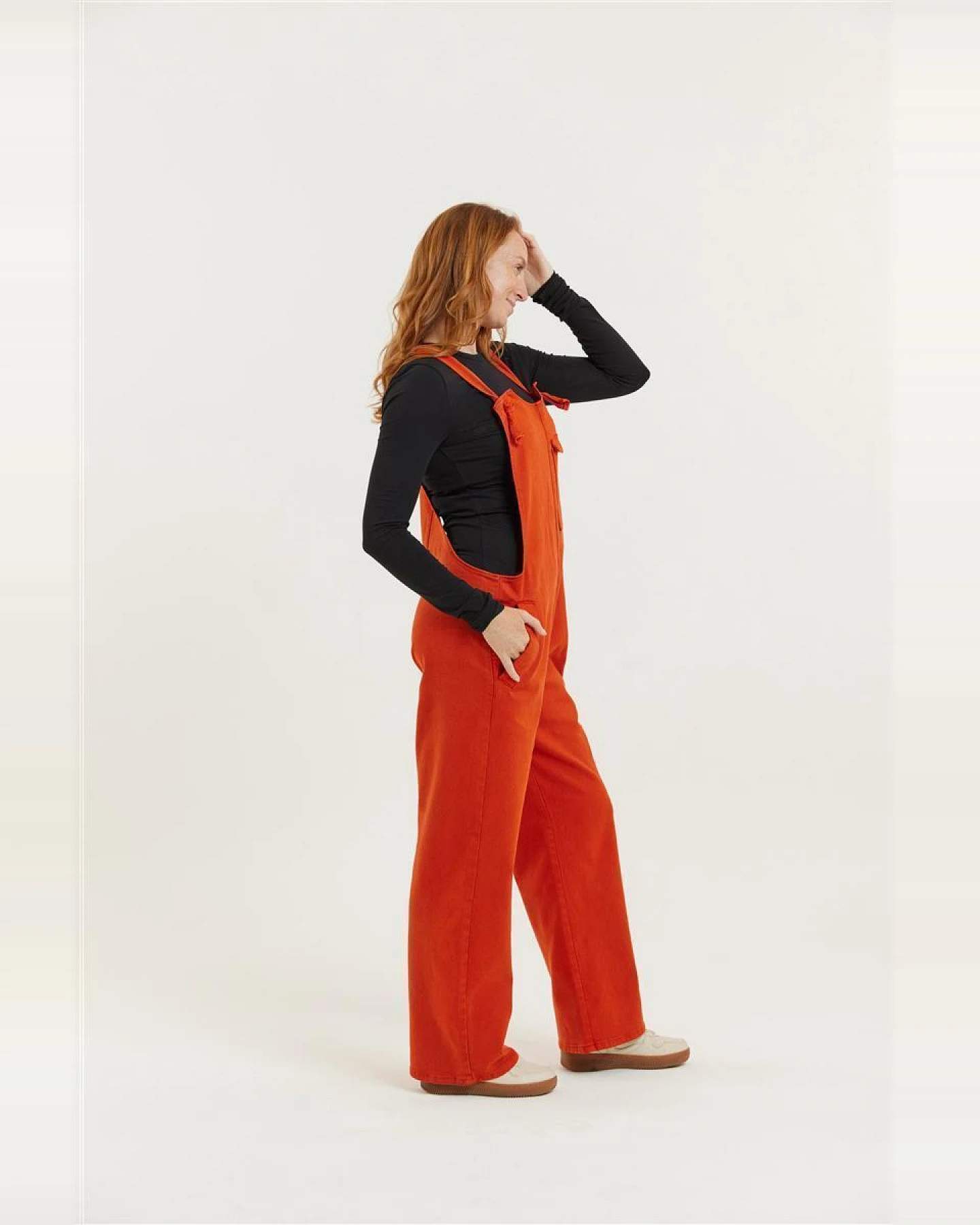 Flax and Loom Damen vegan Dungaree Tencel Mary Lou Gebranntes Orange – Ansicht 2