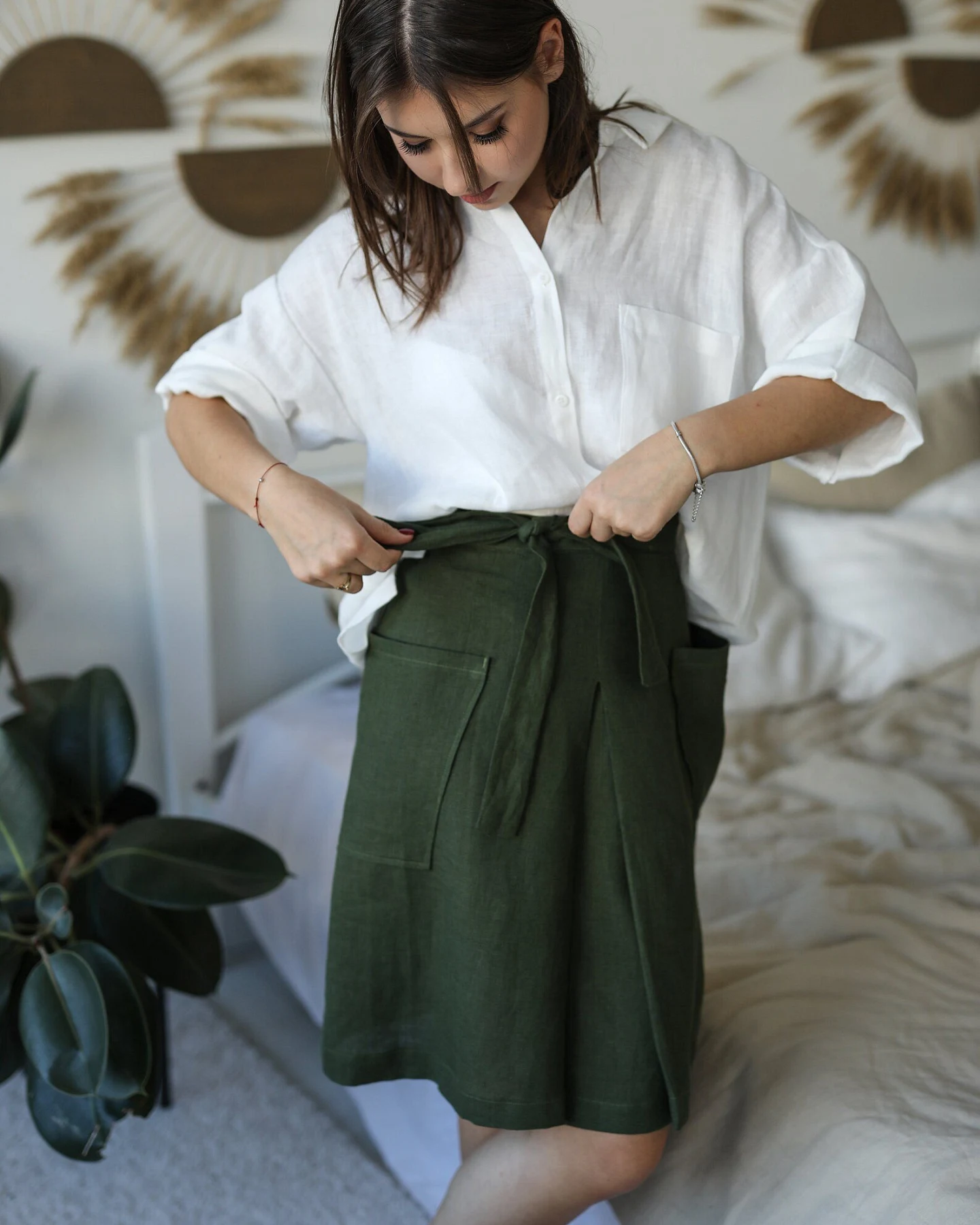 Amber Linen Damen vegan Wickelrock Waldgrün – Ansicht 2