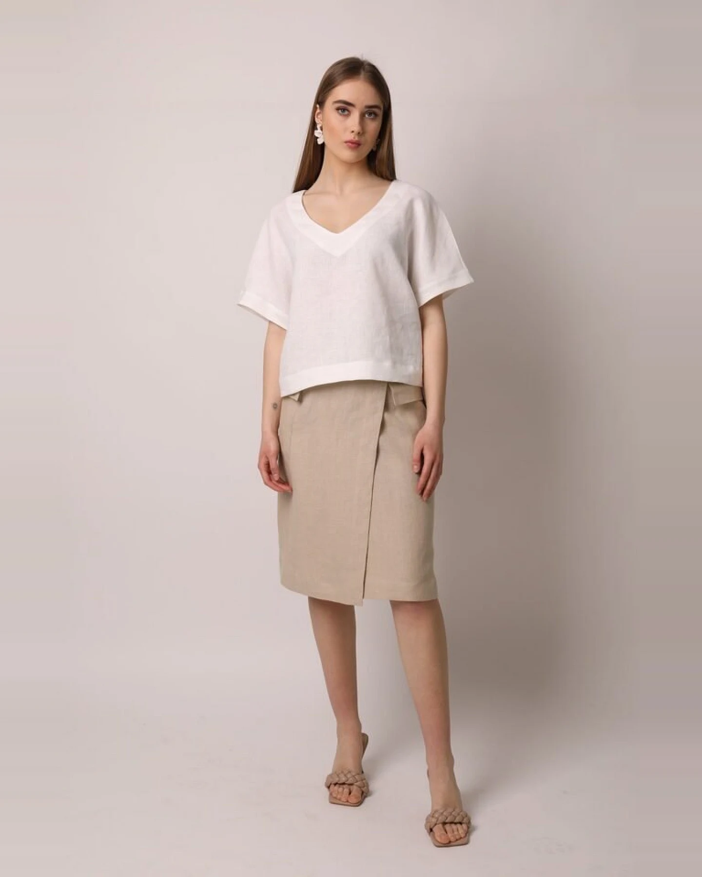 Amber Linen Damen vegan Wickelrock Vita Blasser Sand – Ansicht 2