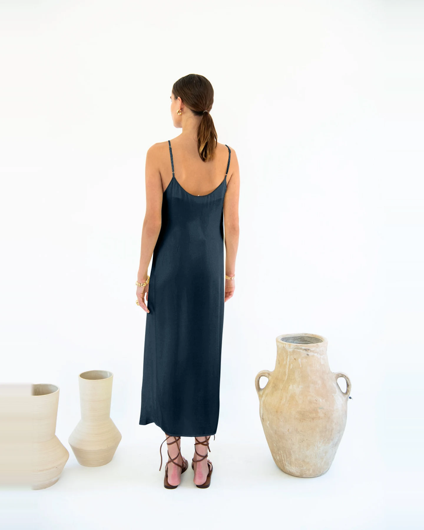 Neu Nomads Damen vegan Kleid Slip Gitta Mitternacht – Ansicht 2