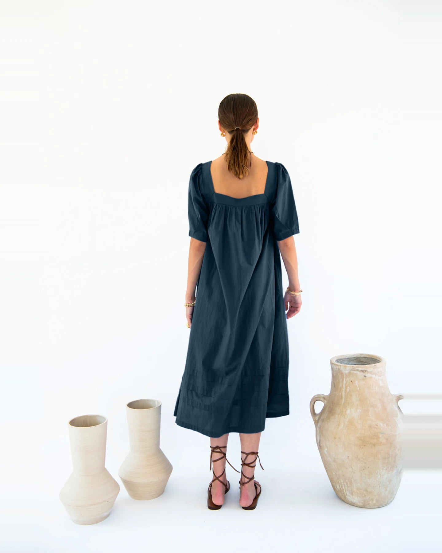 Neu Nomads Damen vegan Kleid Elisa Quadratischer Ausschnitt Mitternacht – Ansicht 2