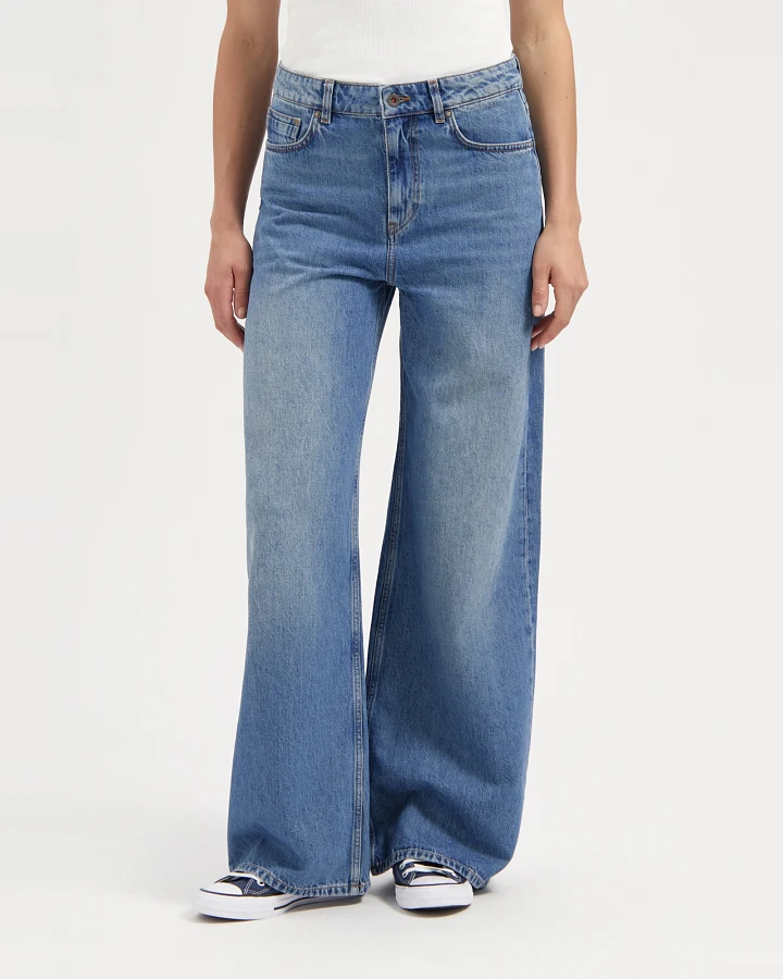 Kuyichi Damen vegan Jeans Francis Super Wide Rosebowl Blau