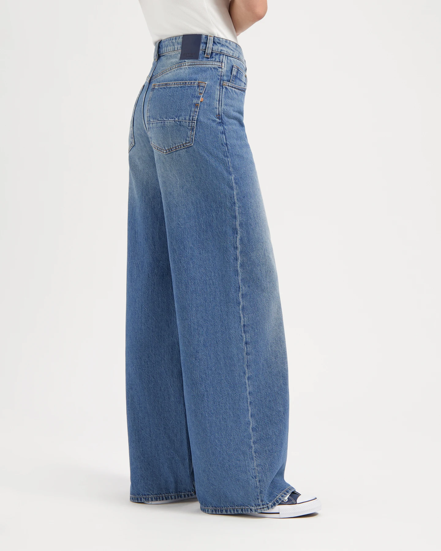 Kuyichi Damen vegan Jeans Francis Super Wide Rosebowl Blau – Ansicht 2