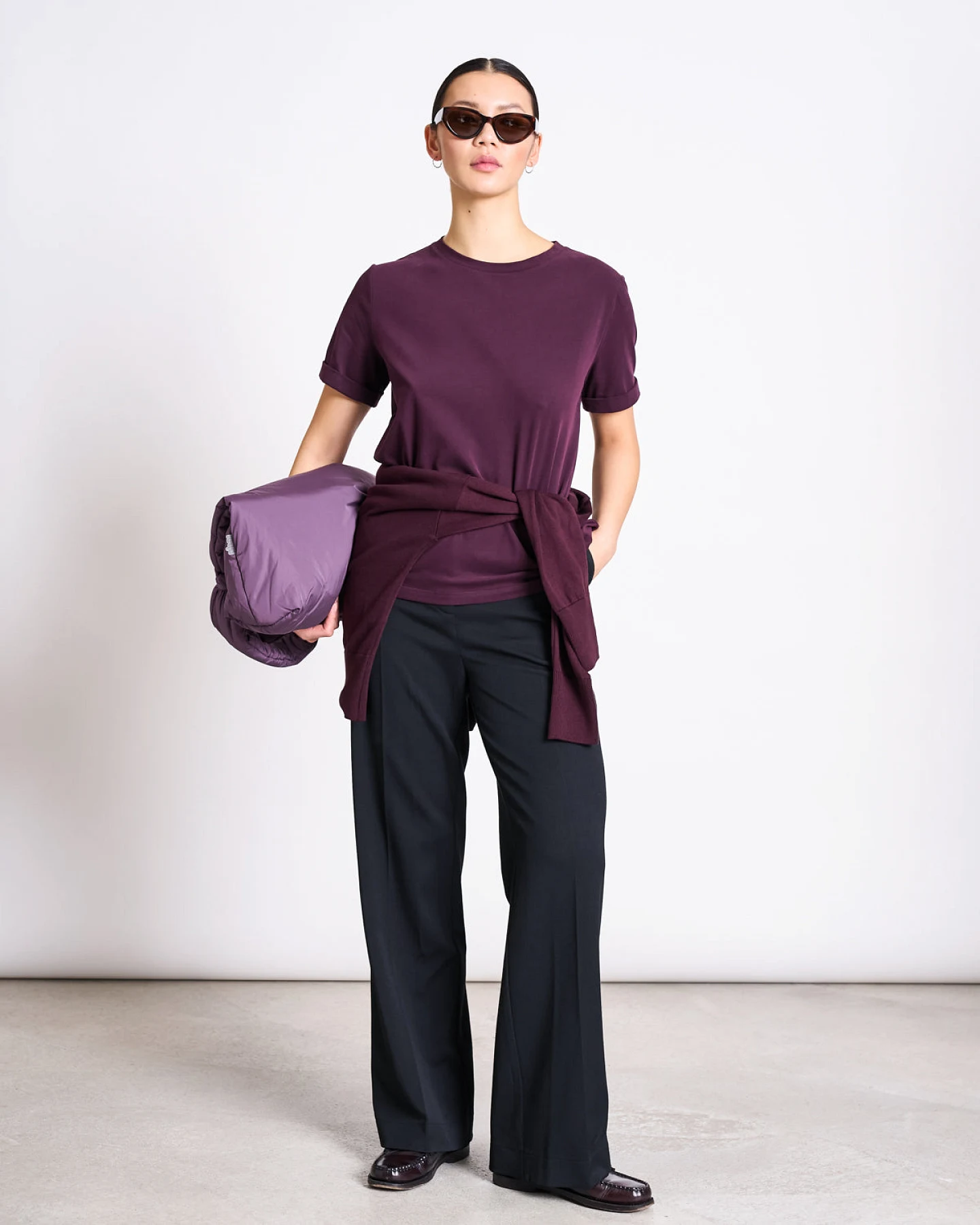 JAN 'N JUNE Damen vegan T-Shirt Gebürsteter Junge Kirsche Lack – Ansicht 2