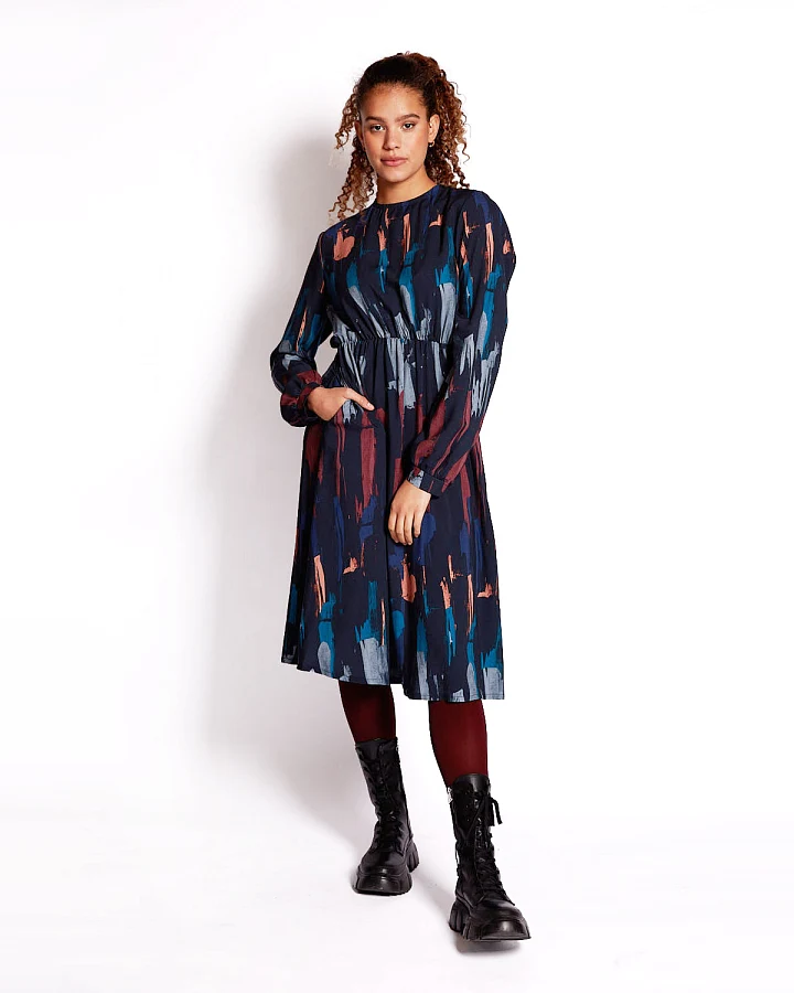 WiDDA Damen vegan Kleid Splash Graphic Pattern Dunkelblau