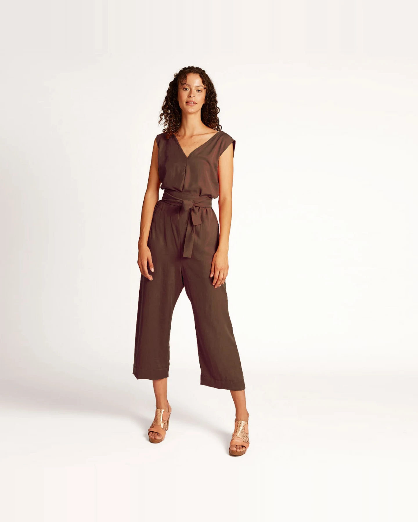 Widda Damen vegan Jumpsuit Enibas Taupe Braun – Ansicht 2