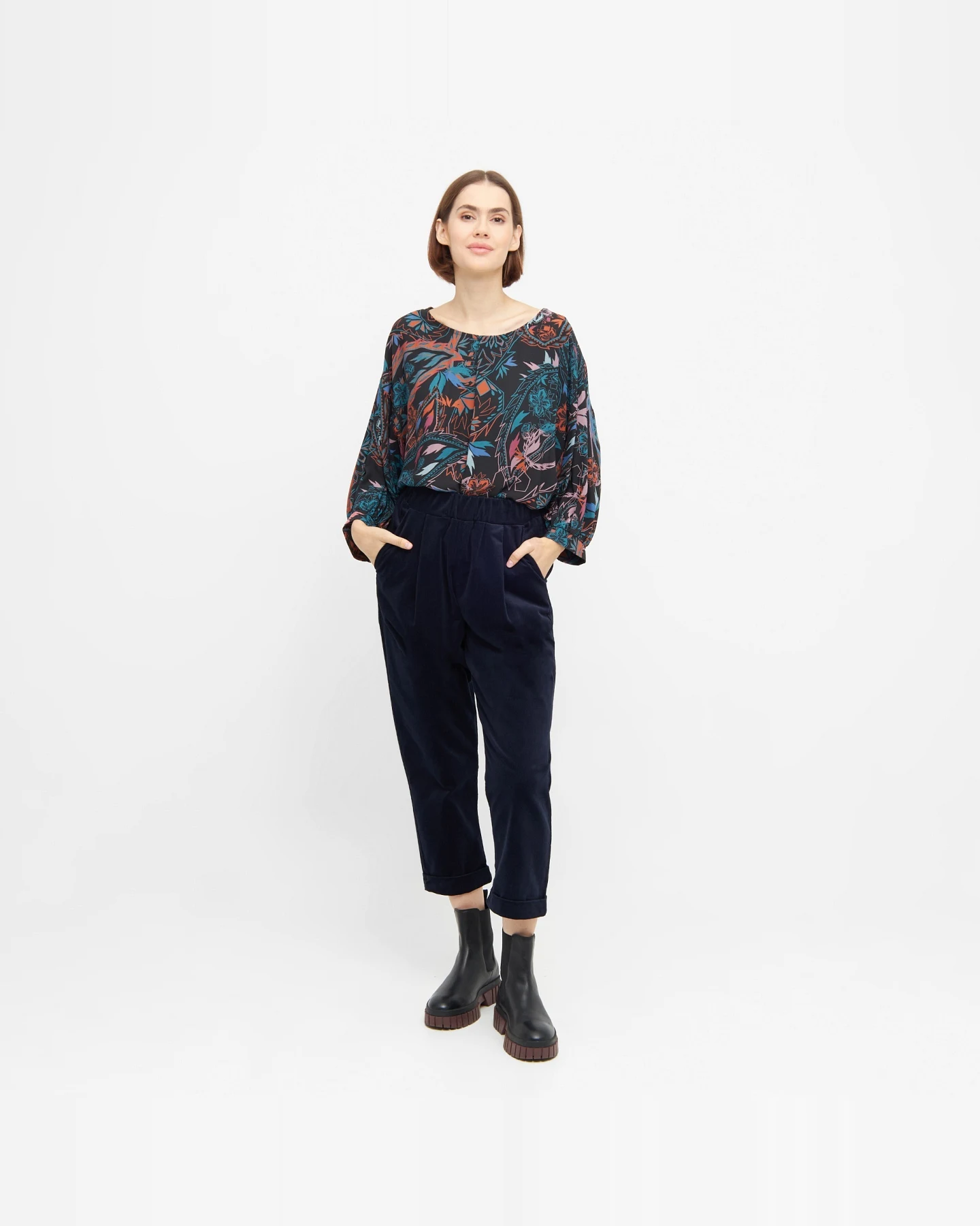 Widda Damen vegan Hose Sepp Dunkelblau – Ansicht 2