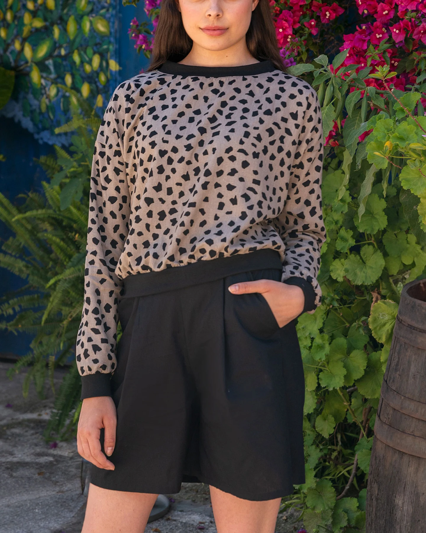Widda Damen vegan Kurze Bermudas Indi Schwarz – Ansicht 2