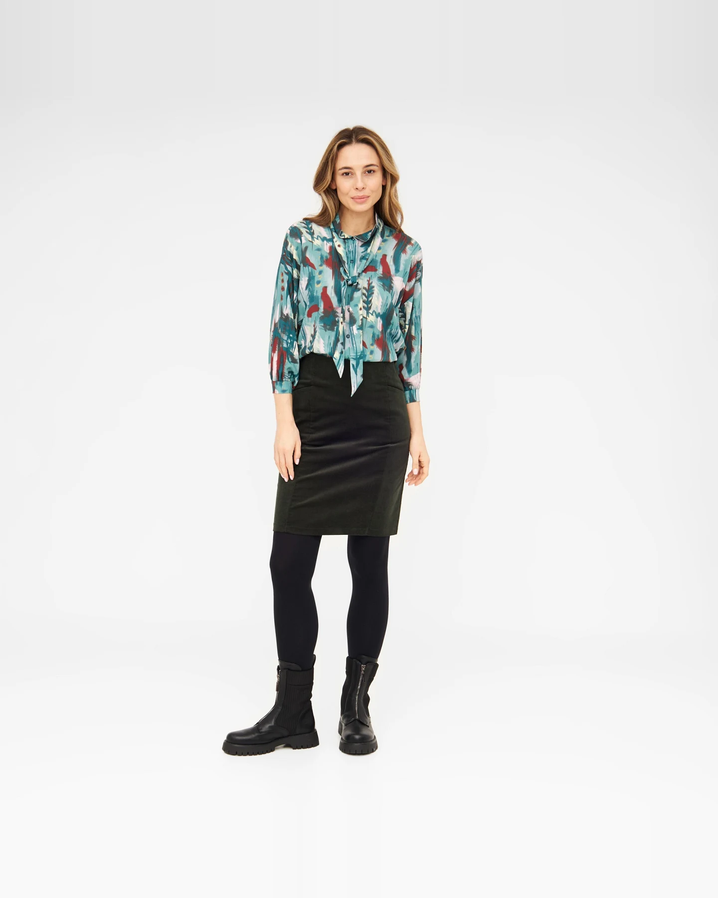 Widda Damen vegan Bluse Statement Mavis Watercolor Petrol – Ansicht 2