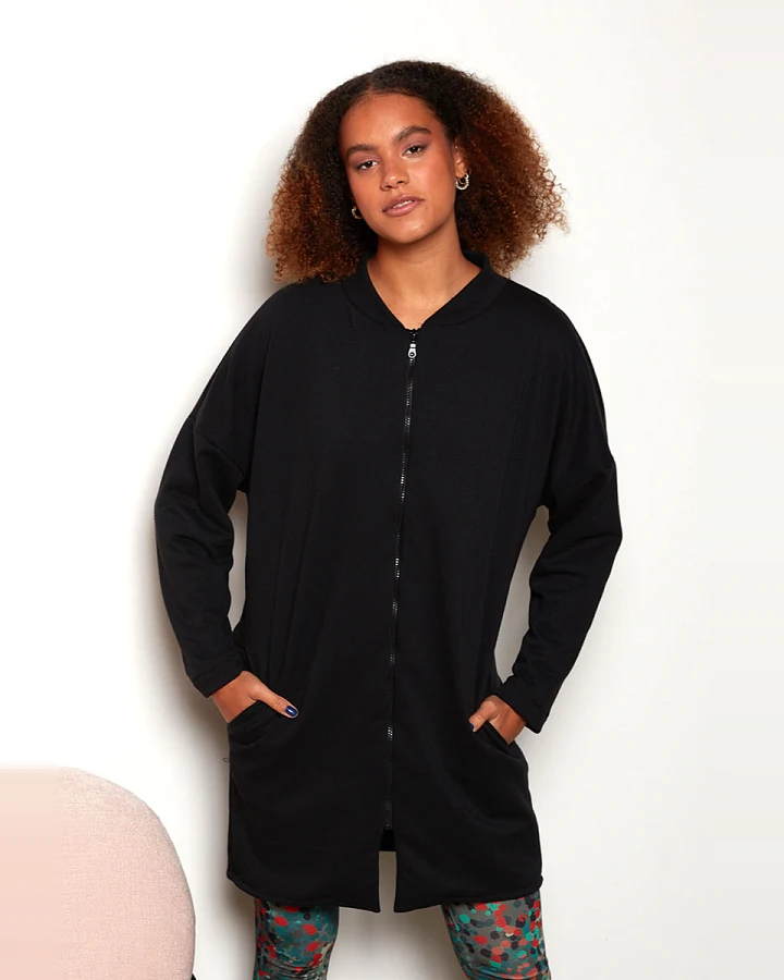 Widda Damen vegan Sweatmantel Mono Schwarz