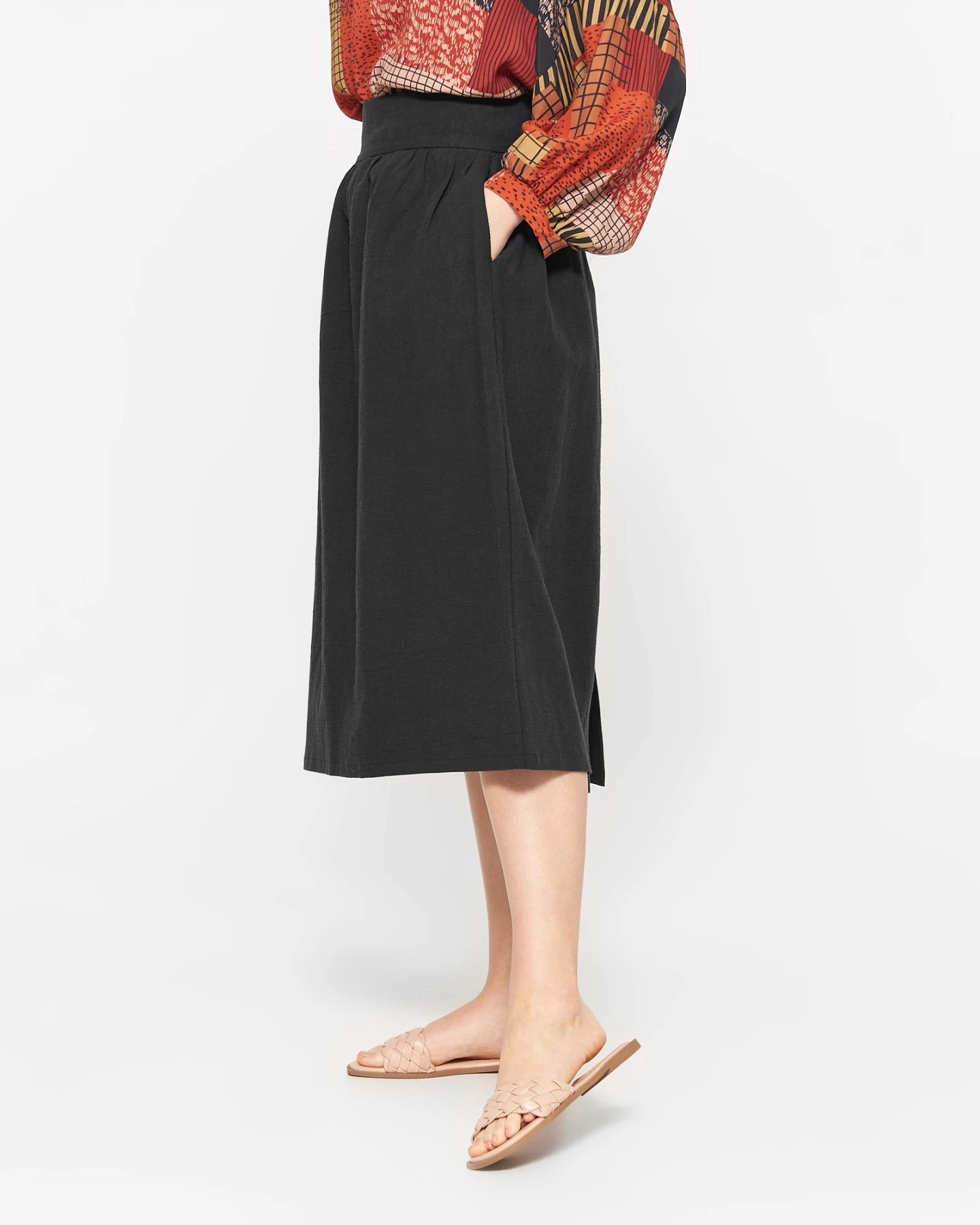 Widda Damen vegan Rock Zip Schwarz – Ansicht 2
