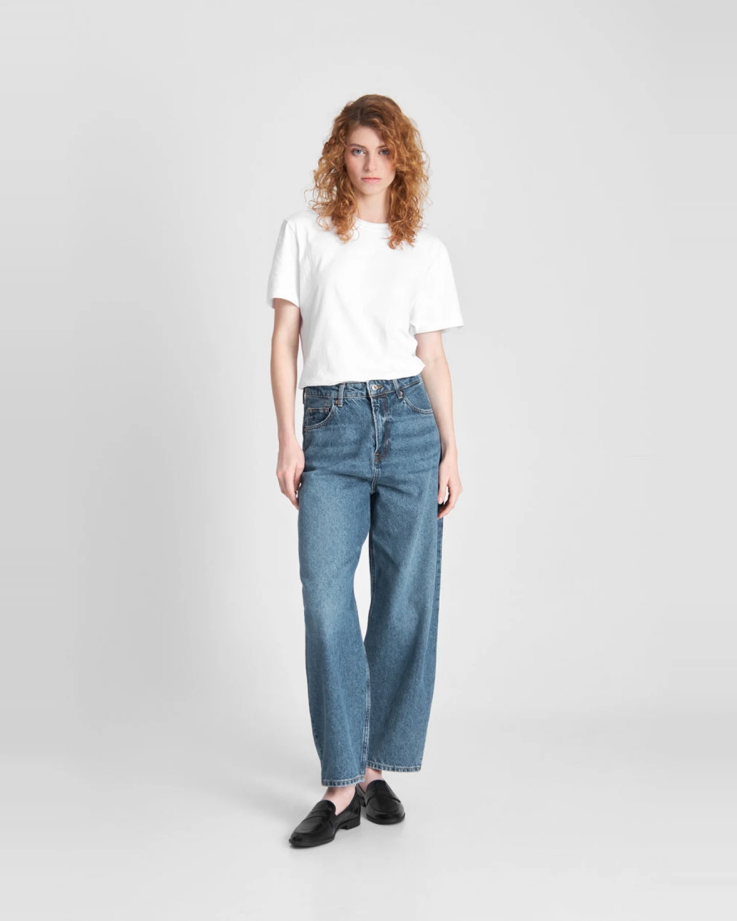 Kings of Indigo Damen vegan Jeans Leila Washed Blau – Ansicht 2