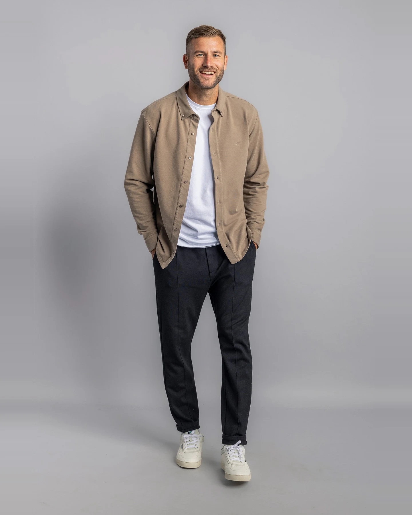 DIRTS Herren vegan Jerseyhemd Walnut Brown – Ansicht 2