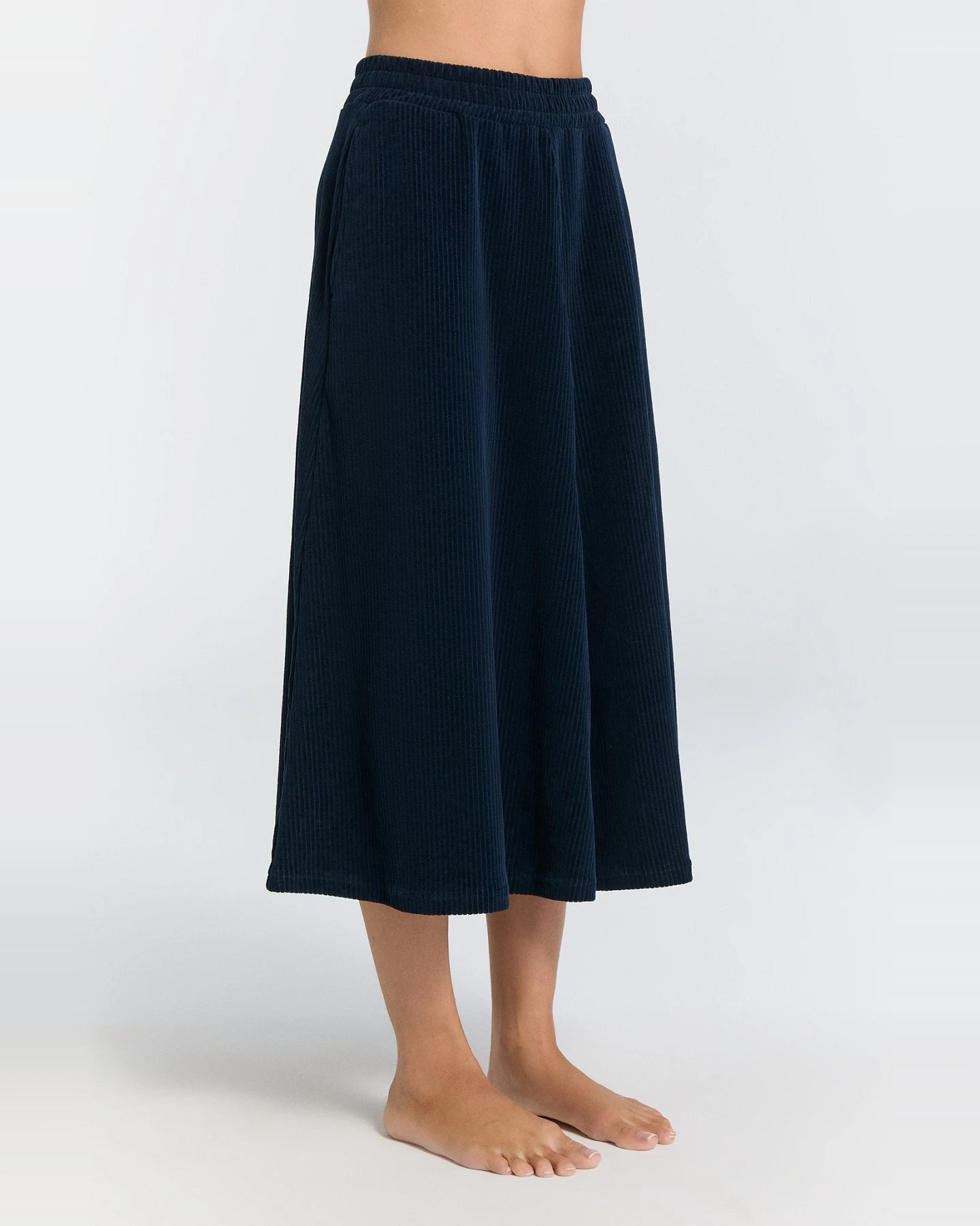 Leela Cotton Damen vegan Rock Cord Mitternachtsblau – Ansicht 2