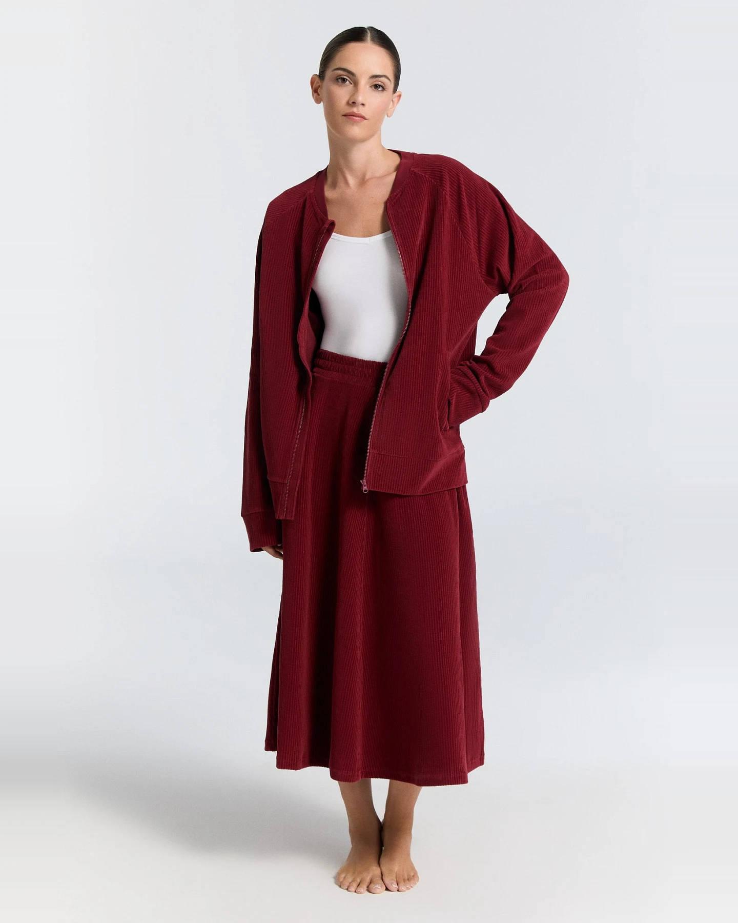 Leela Cotton Damen vegan Jacke Baseball Bordeaux – Ansicht 2