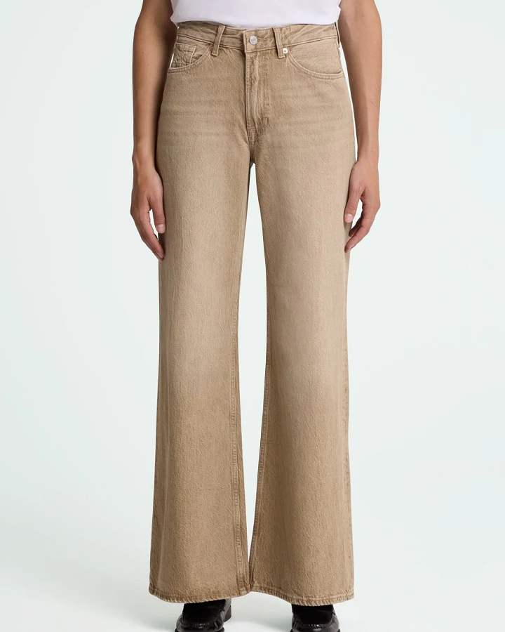 Kings of Indigo Damen vegan Jeans Flare Jane Dark Beige