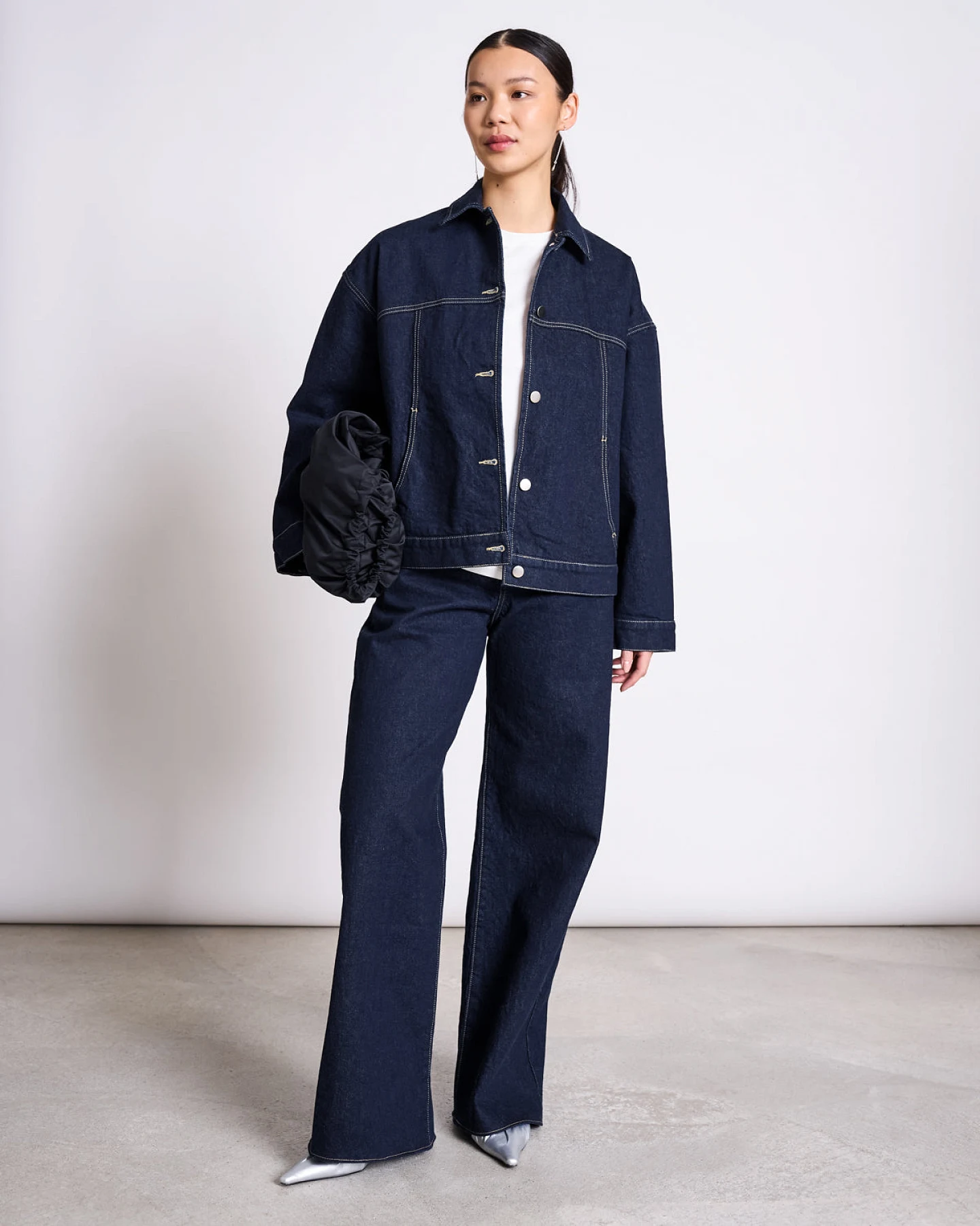 JAN 'N JUNE Damen vegan Jacke Denim Vilme Dunkelblau – Ansicht 2