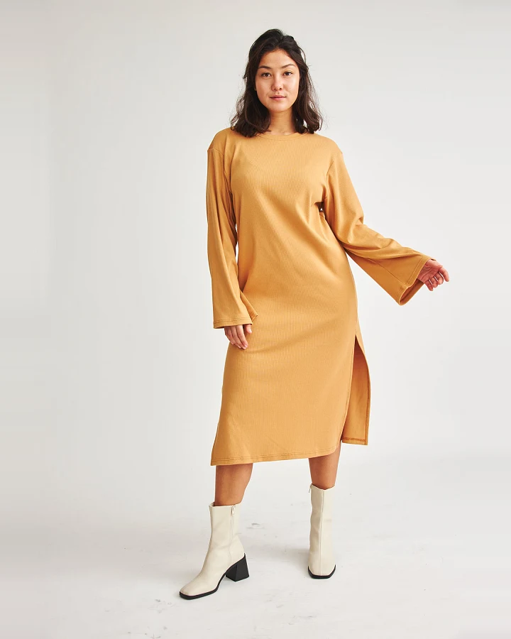 Baìge the Label Damen vegan Kleid Becca Karamell