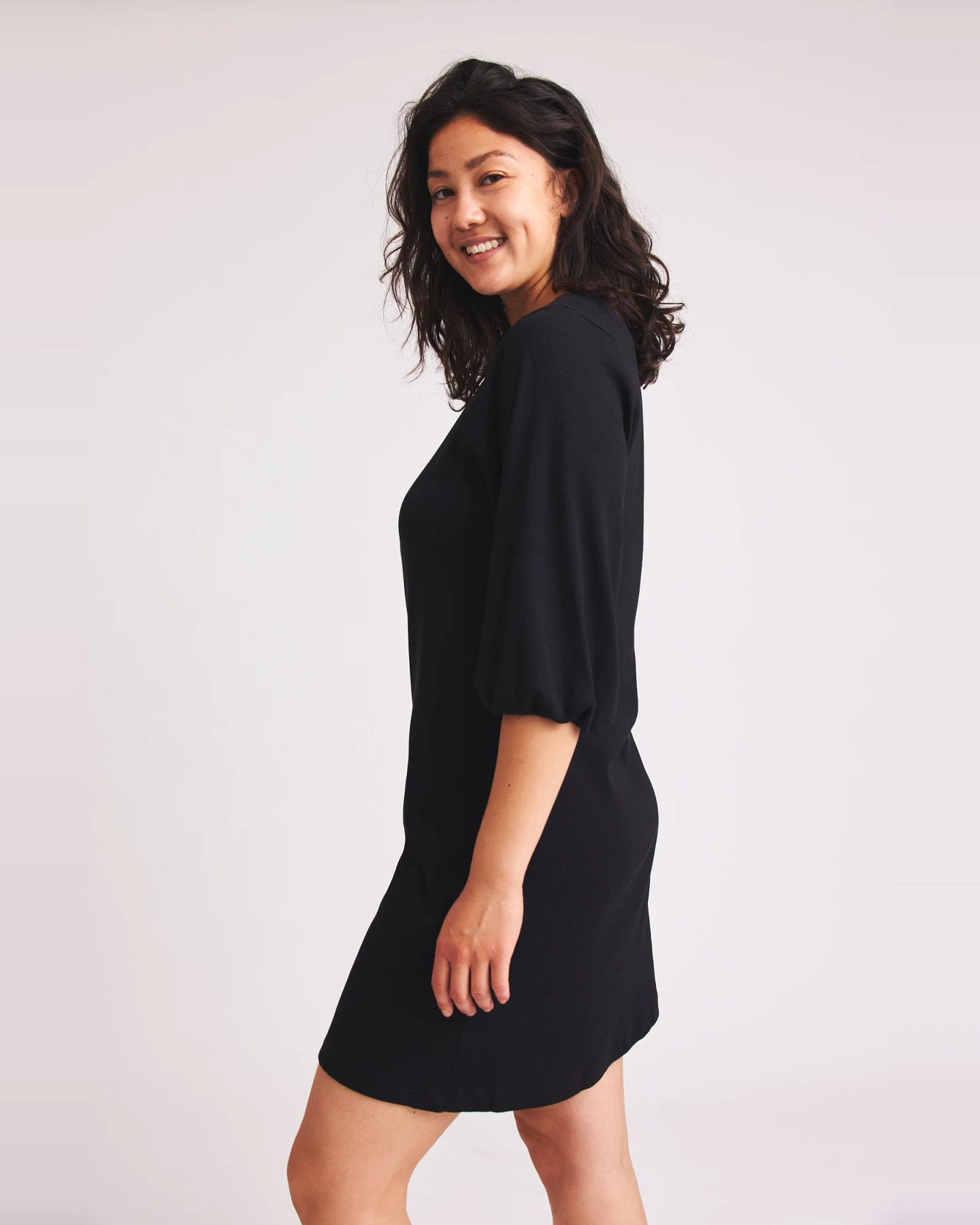 Baìge the Label Damen vegan Minikleid Bruni Schwarz – Ansicht 2
