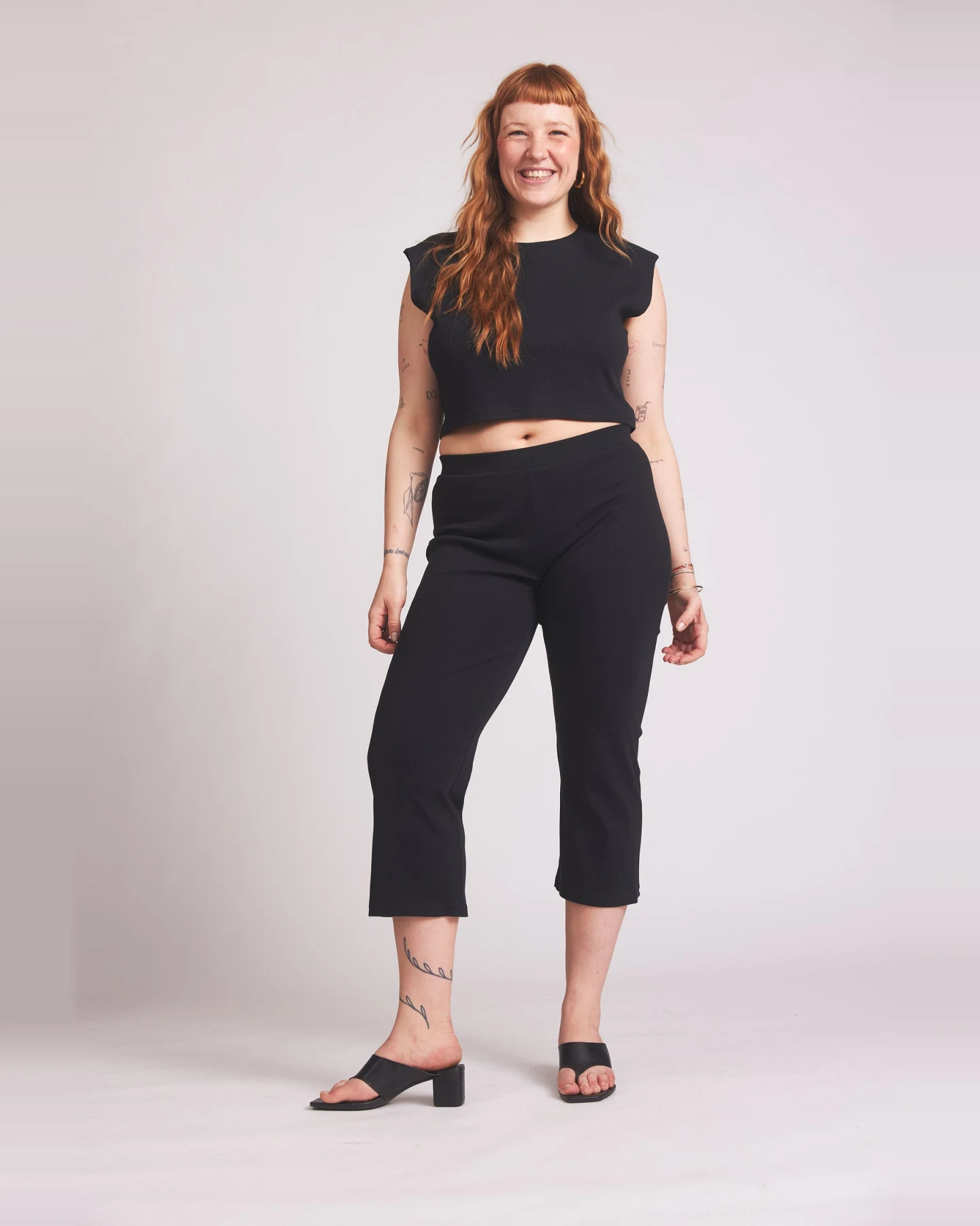 Baìge the Label Damen vegan Crop Top Bridget Schwarz – Ansicht 2