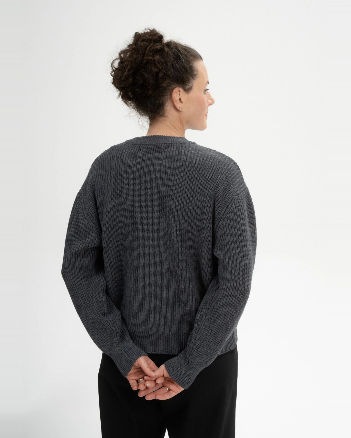 MELA Damen vegan Strickpullover Rippe Adah Anthrazit Melange – Ansicht 2