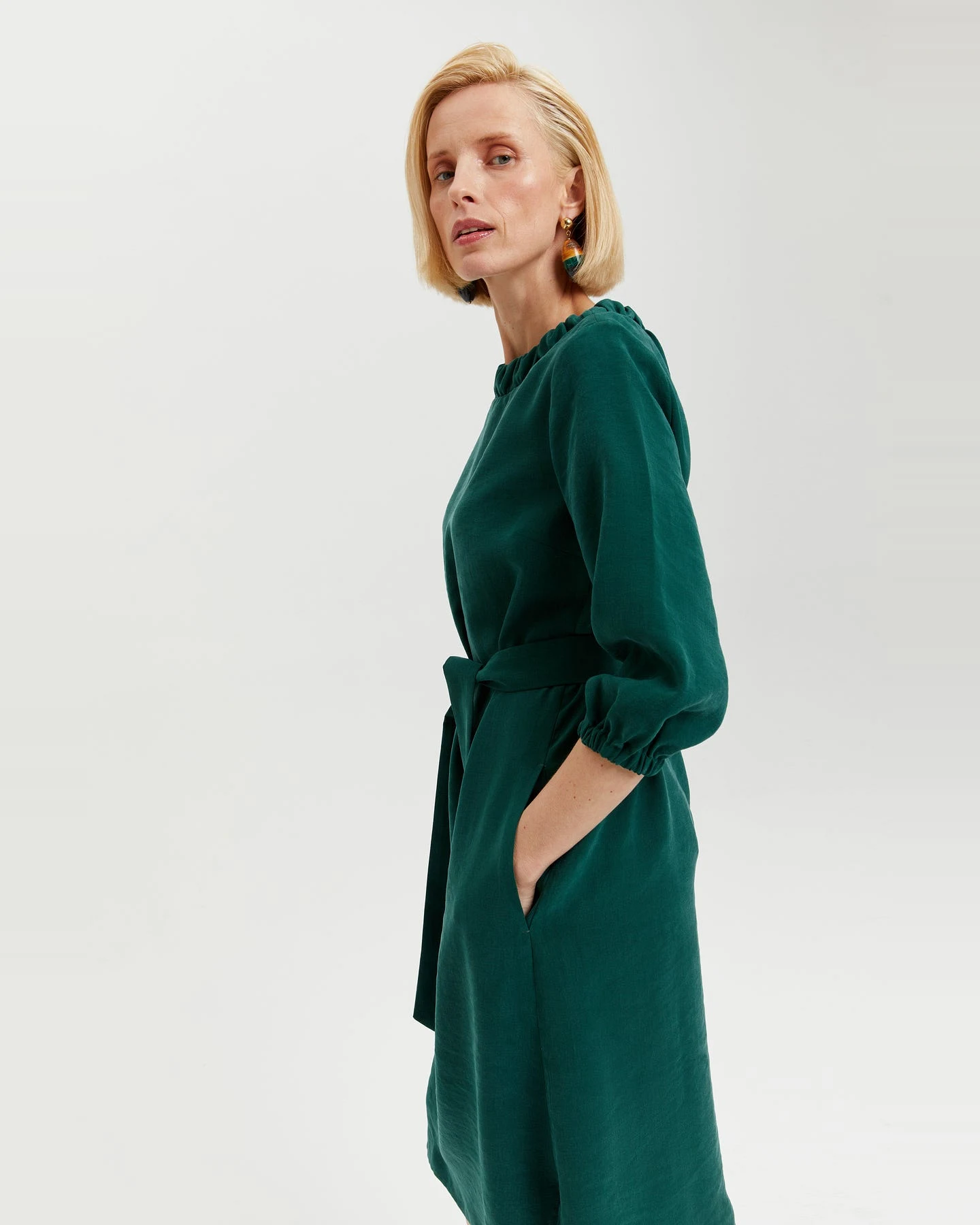 AYANI Damen vegan Kleid Celine Waldgrün – Ansicht 2