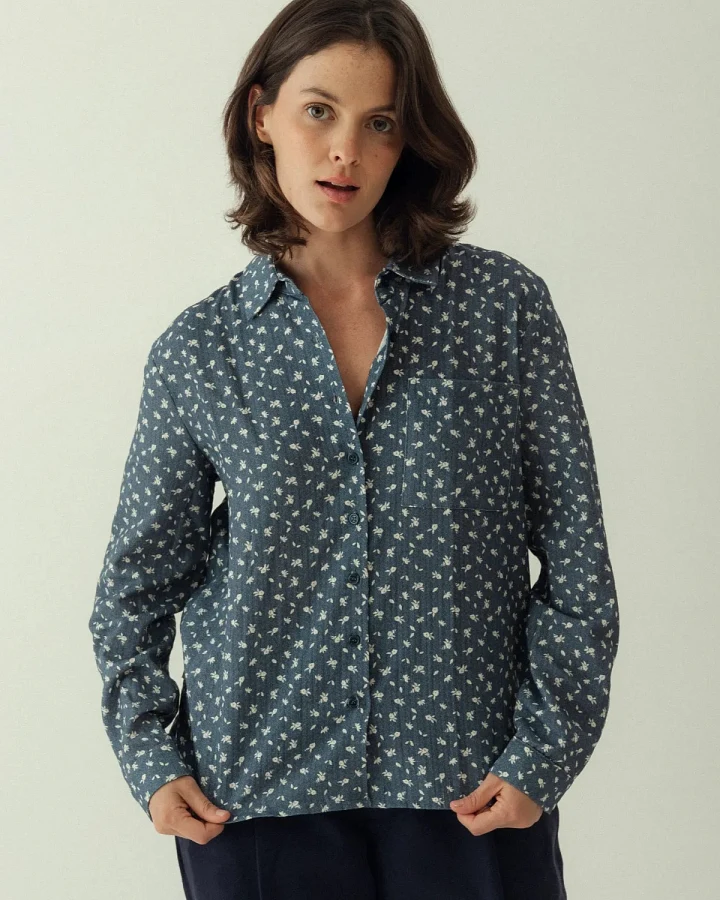 Clotsy Damen vegan Hemd Lara Floral Blau