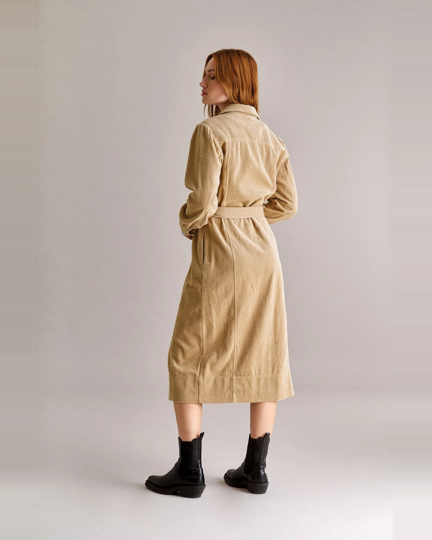 KOMODO Damen vegan Kleid Haritti Cord Croissant Beige – Ansicht 2
