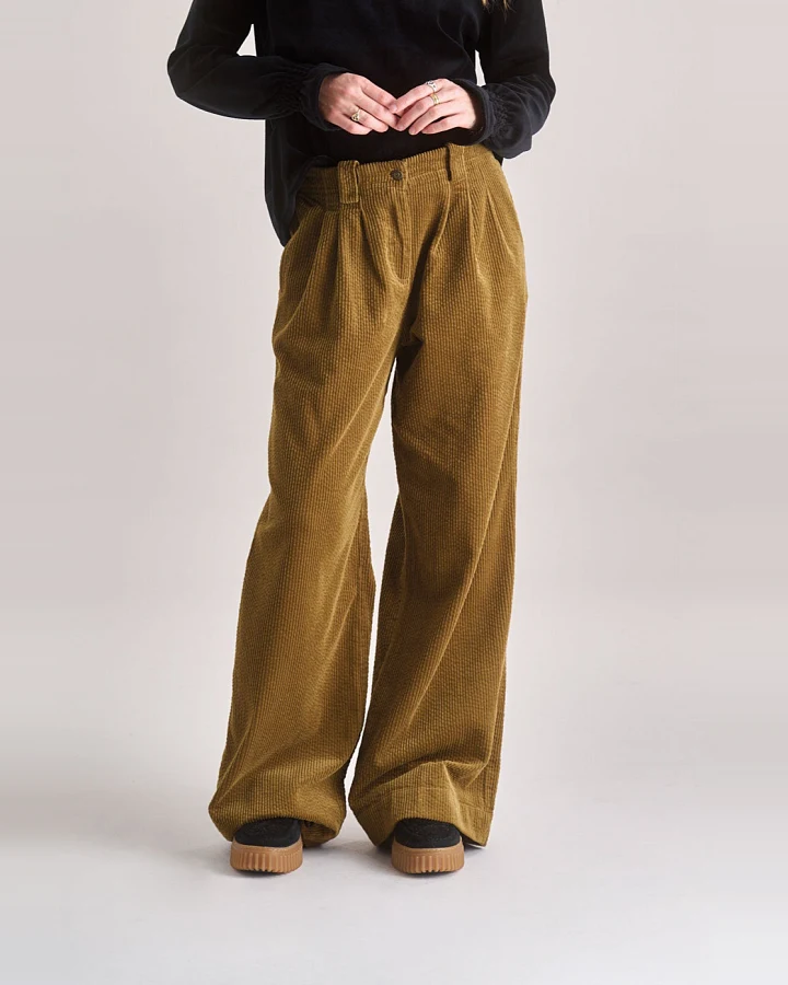 KOMODO Damen vegan Hose Lola Cord Olive