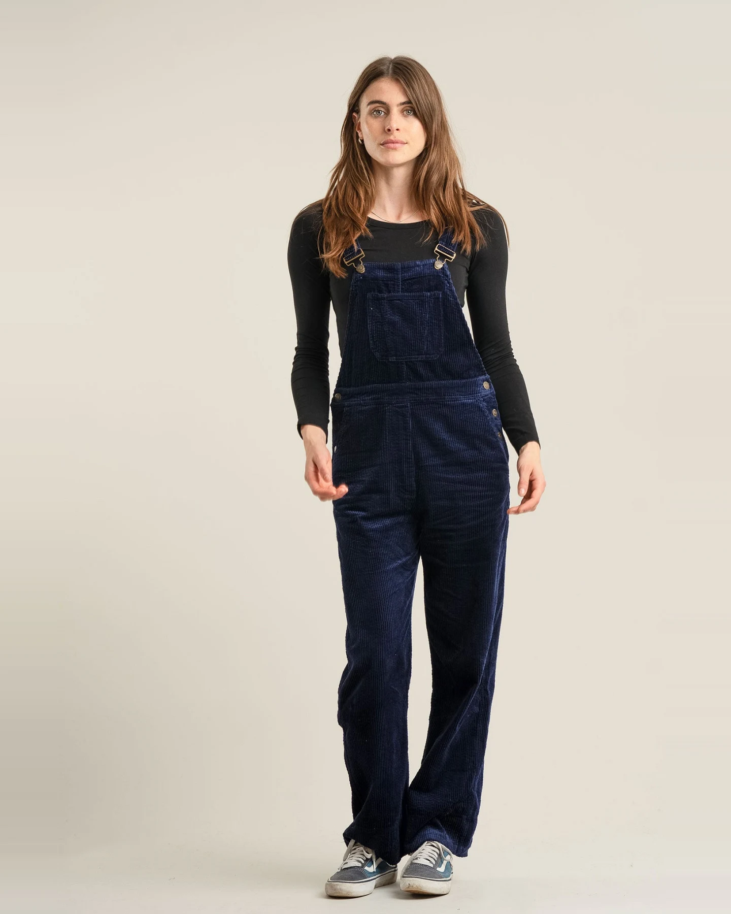 KOMODO Damen vegan Latzhose Leni Cord Marine – Ansicht 2