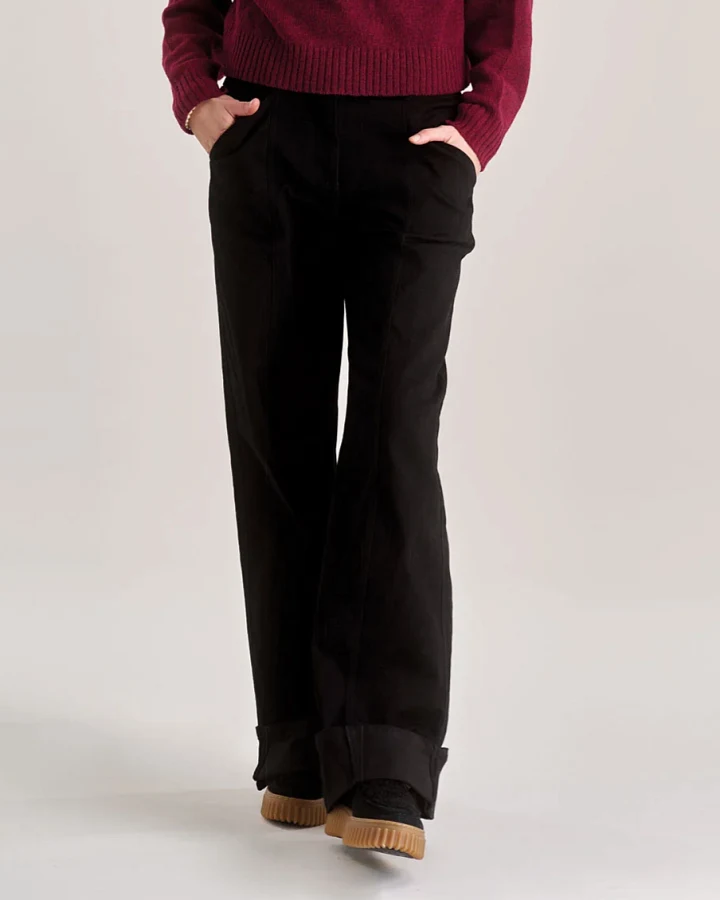 KOMODO Damen vegan Hose Rose Schwarz
