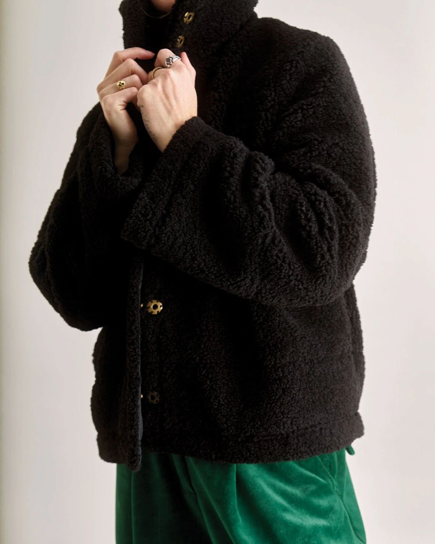 KOMODO Damen vegan Jacke Isobel Schwarz – Ansicht 2