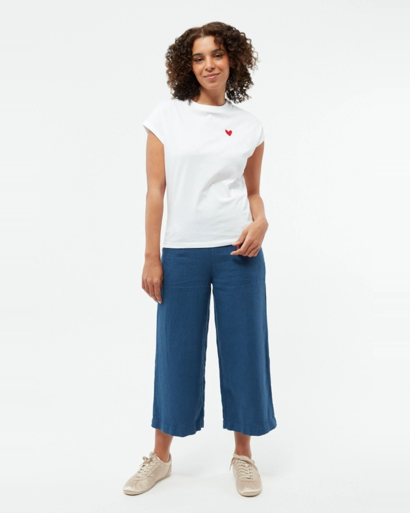 T-Shirt GBLaila Heart Weiß – Ansicht 2