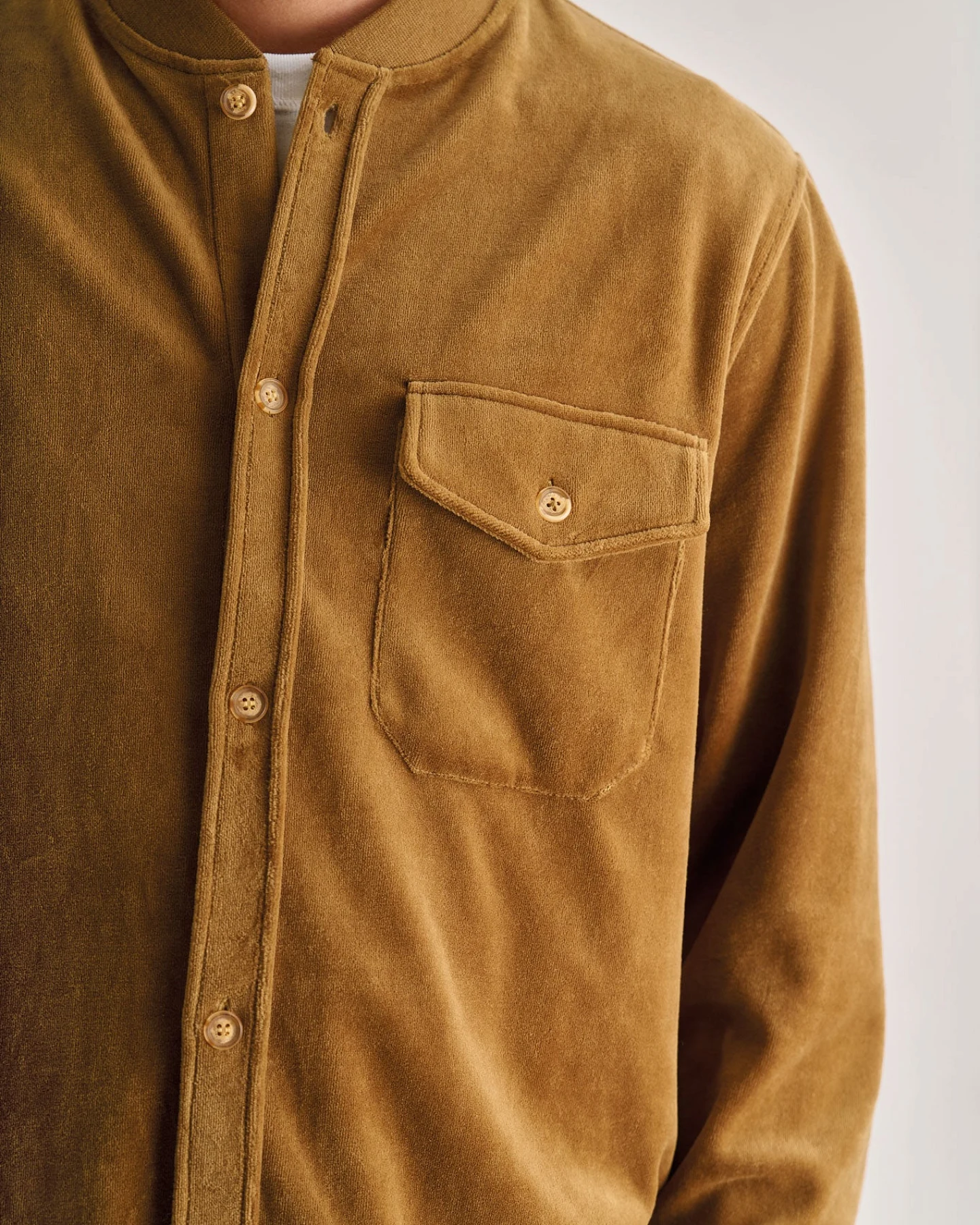KOMODO Herren vegan Überhemd Cole Olive – Ansicht 2