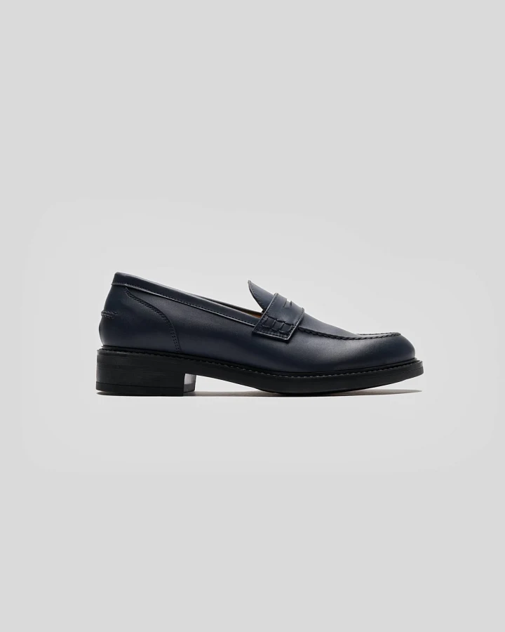 Solari Milano Damen vegan Loafer Marineblau