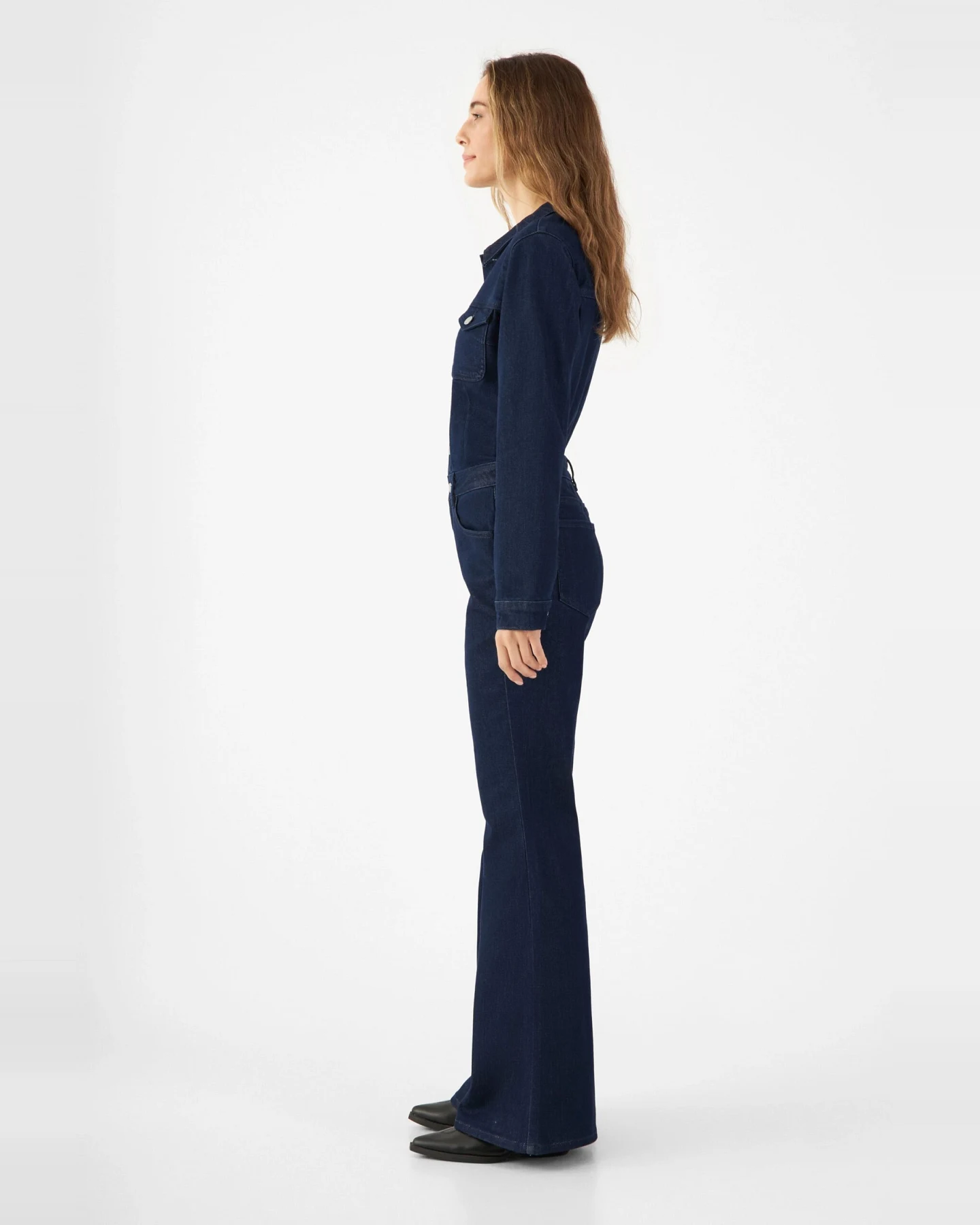 Dawn Damen vegan Overall Flared Grace Rinse Blau – Ansicht 2