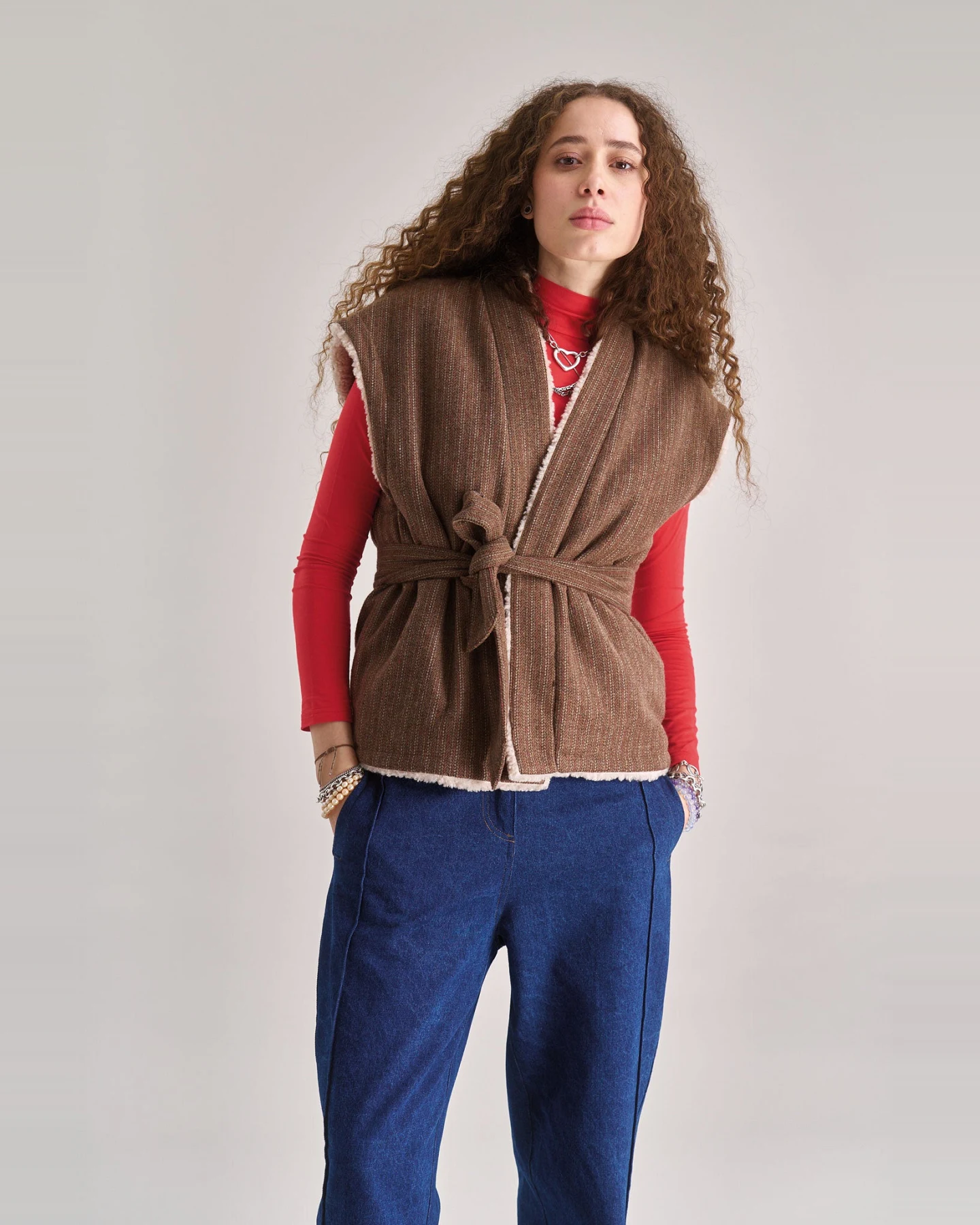 KOMODO Damen vegan Weste Reversible Georgie Sand Beige/Braun – Ansicht 2