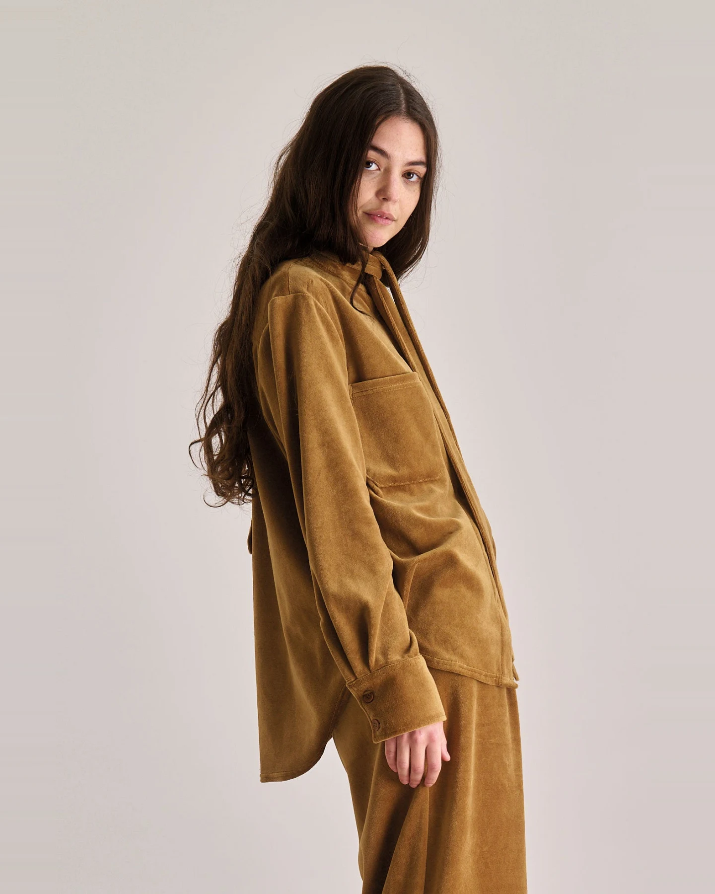 KOMODO Damen vegan Top Ford Olive – Ansicht 2