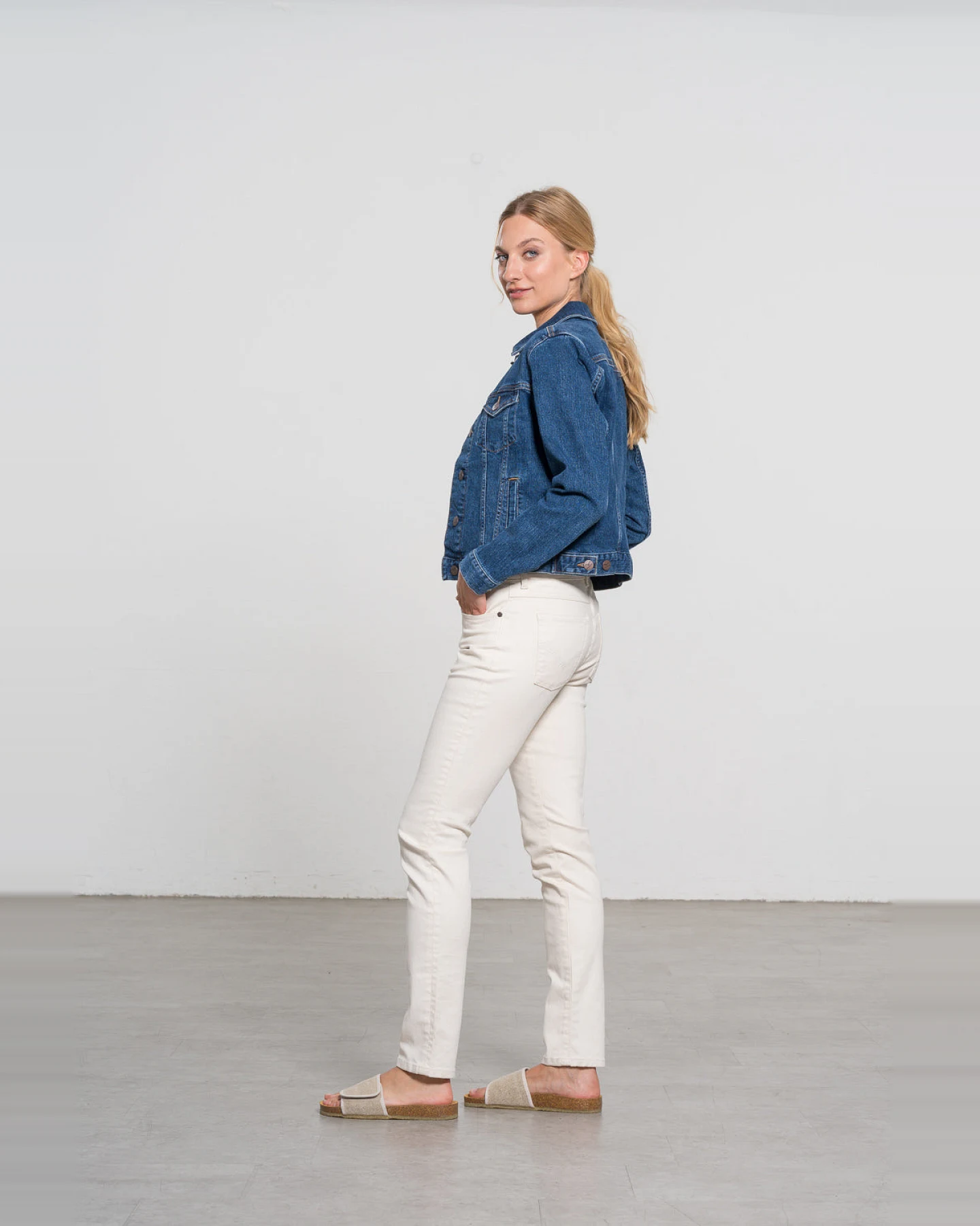 Feuervogl Damen vegan Jacke Denim Stena Medium Blau – Ansicht 2