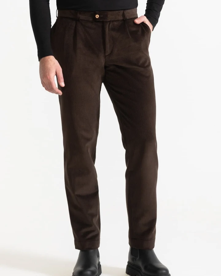 De IONESCU Herren vegan Hose Dacian Corduroy Dunkelbraun