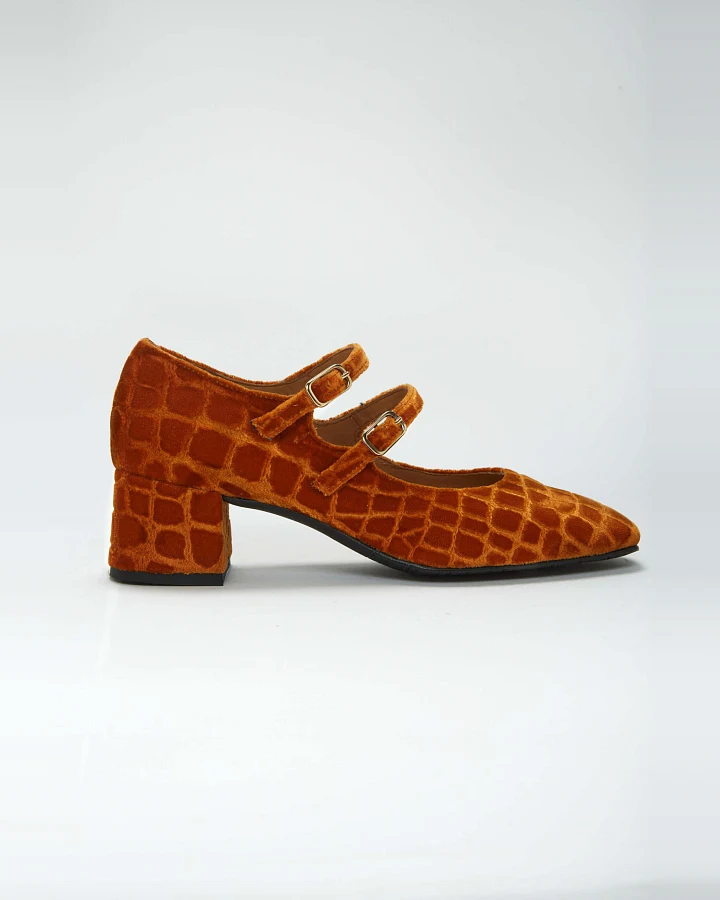 Momoc Damen vegan Pumps Pigalle Karamell