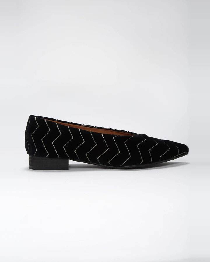 Momoc Damen vegan Ballettflaschen Libelle Schwarz