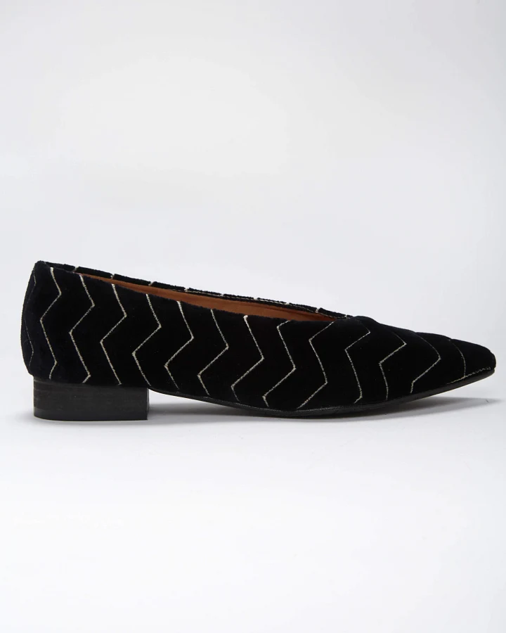 Momoc Damen vegan Ballettflaschen Libelle Schwarz