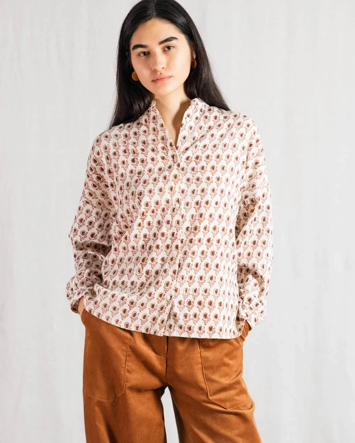 Jyoti Fair Works Damen vegan Bluse Hawali Blockdruck Braun