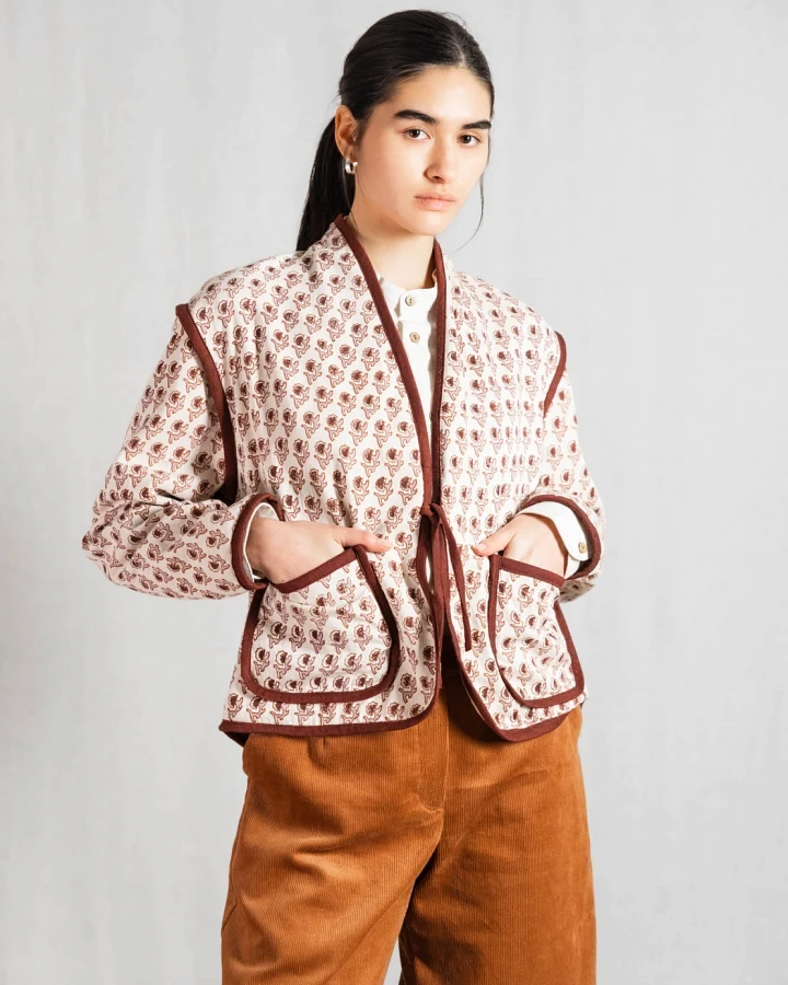 Jyoti Fair Works Damen vegan Jacke Reversible Dhaarti Blockprint Beige