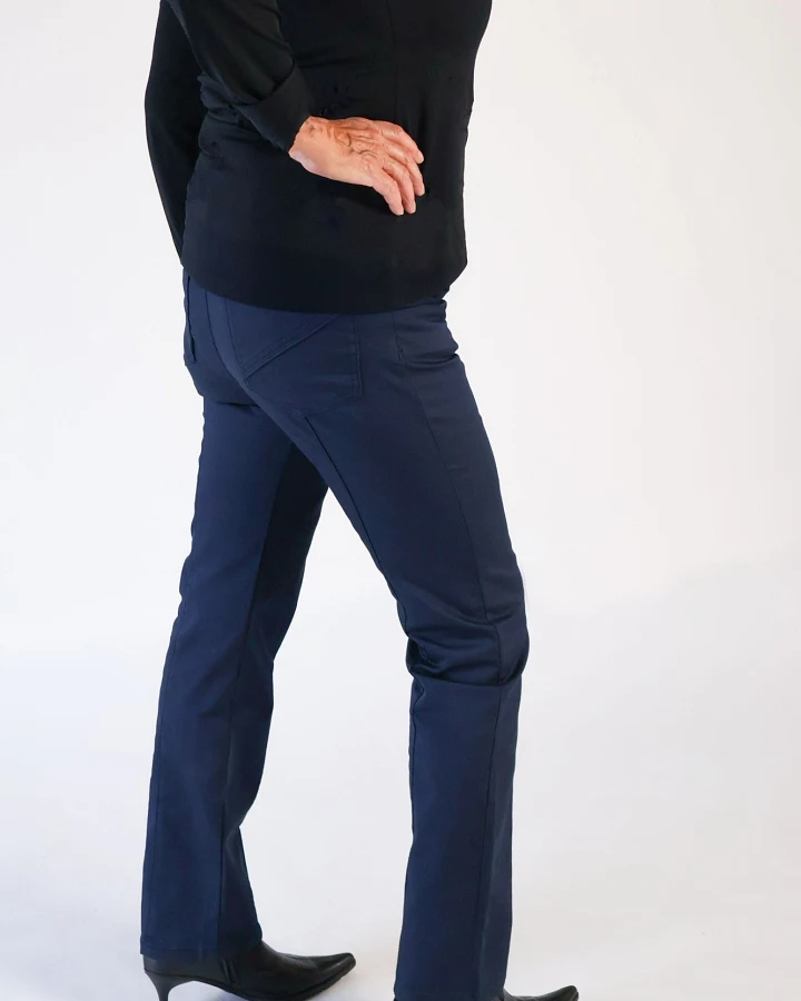 LAURIE Damen vegan Hose Slender Rouge Regular Medium Length Navy