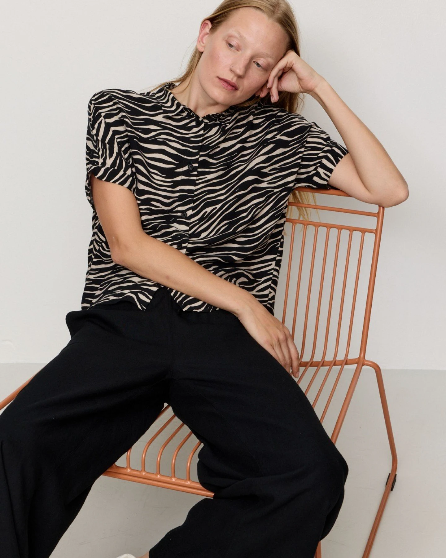 Bluse Lotus Zebra Schwarz – Ansicht 5