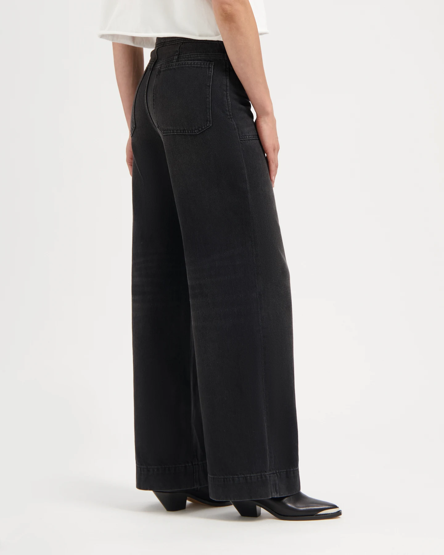 Kuyichi Damen vegan Jeans Farrah Worker Smoky Noir Schwarz – Ansicht 2