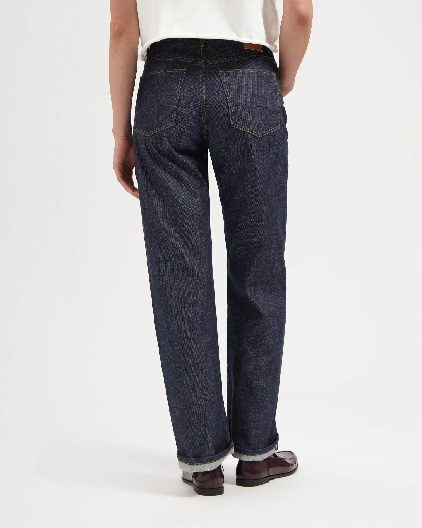 Kuyichi Damen vegan Jeans Loose Straight Izabella Dry Selvedge Indigo – Ansicht 2