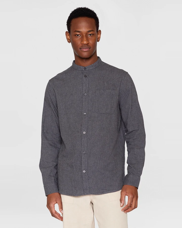 KnowledgeCotton Apparel Herren vegan Hemd Stehkragen Regular Melange Dunkelgrau